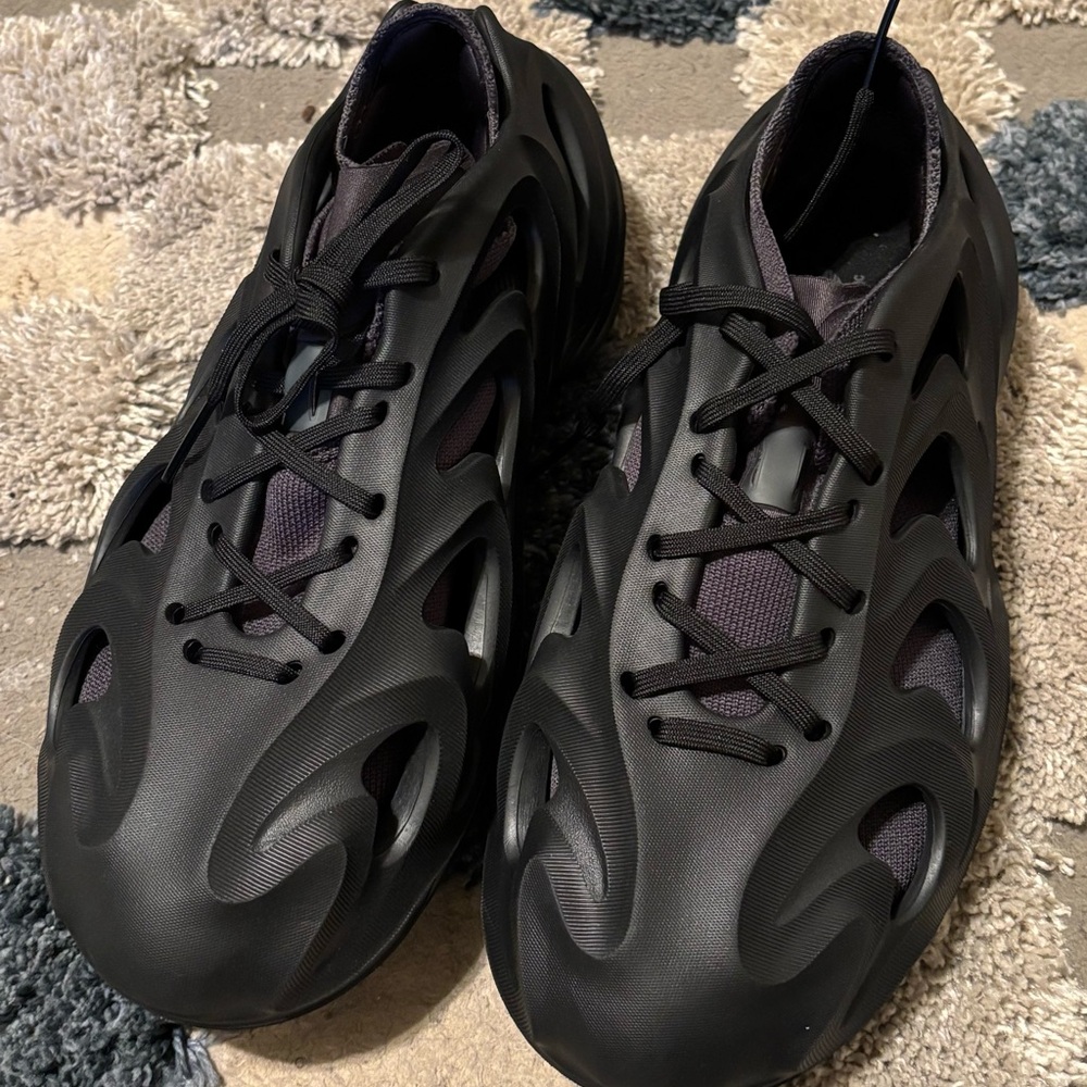 adidas Men's Black Athletic Shoes